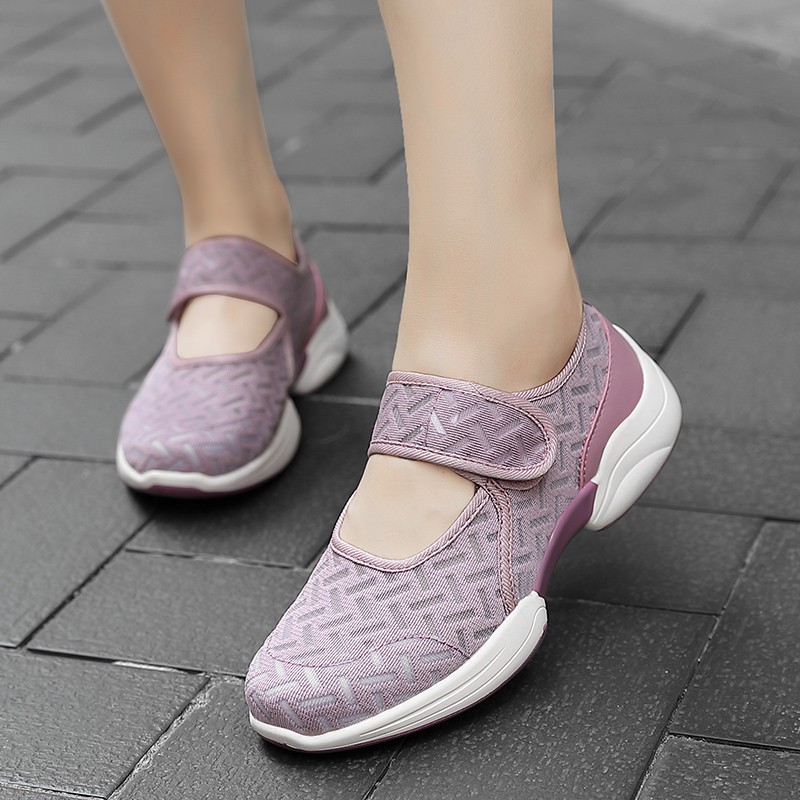 Giày Thể Thao Nữ Thoáng Khí Năng Động | BigBuy360 - bigbuy360.vn