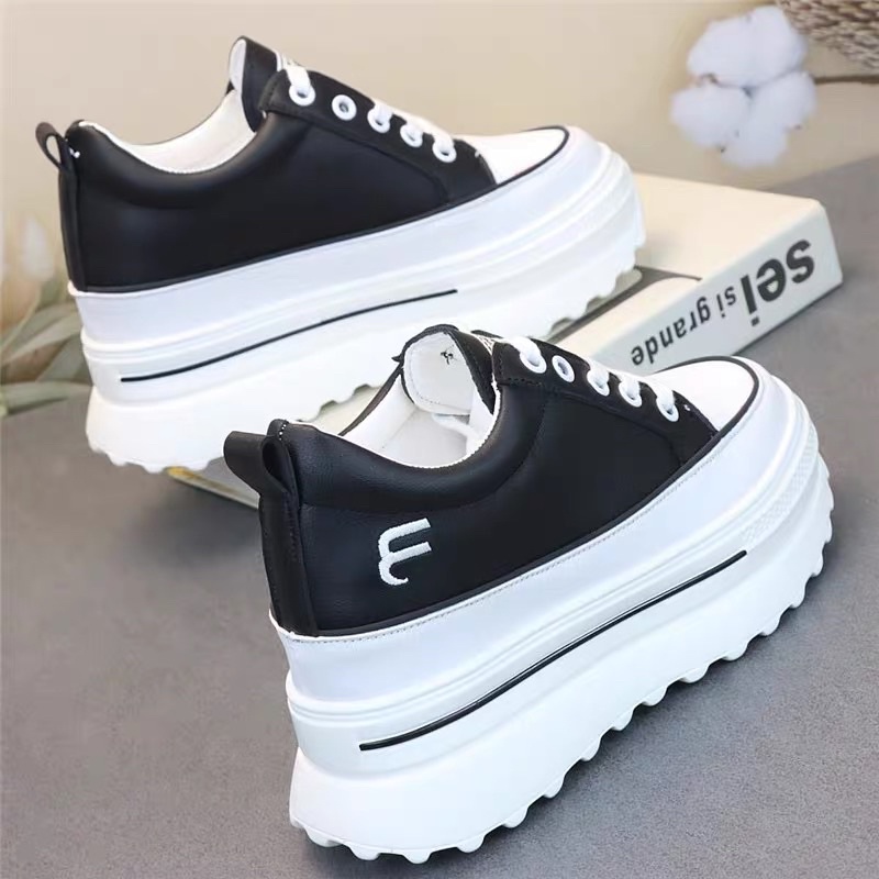 Giày thể thao đế độn 9cm