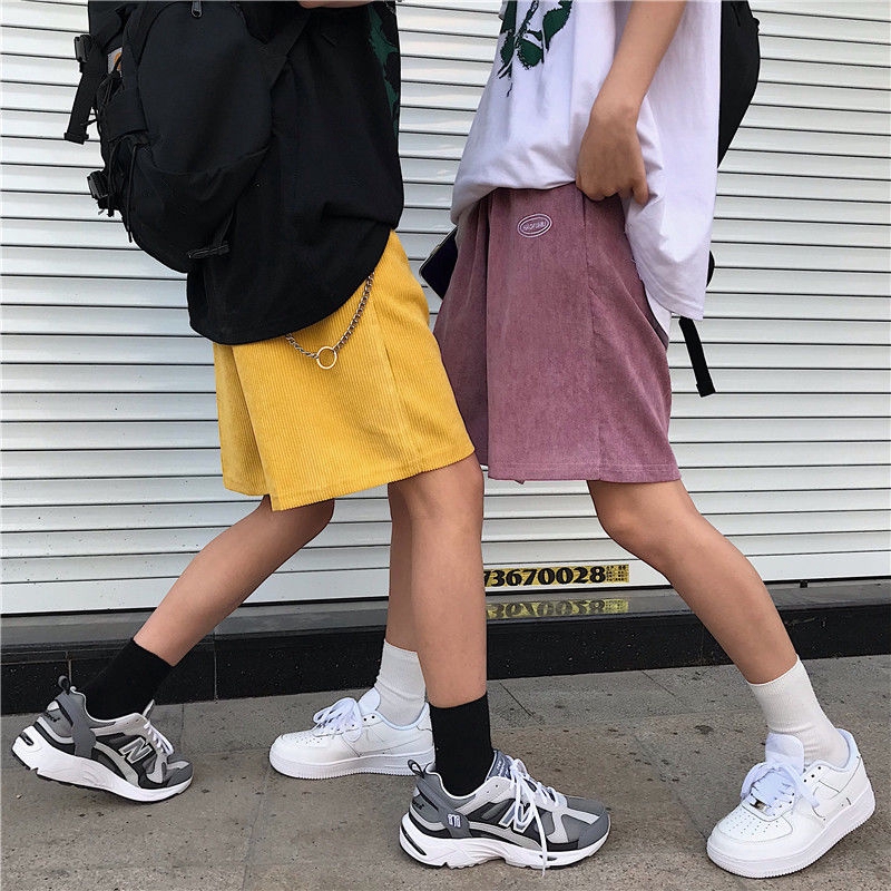 Quần Short Vải Nhung Kẻ Ống Suông Rộng Thời Trang Unisex