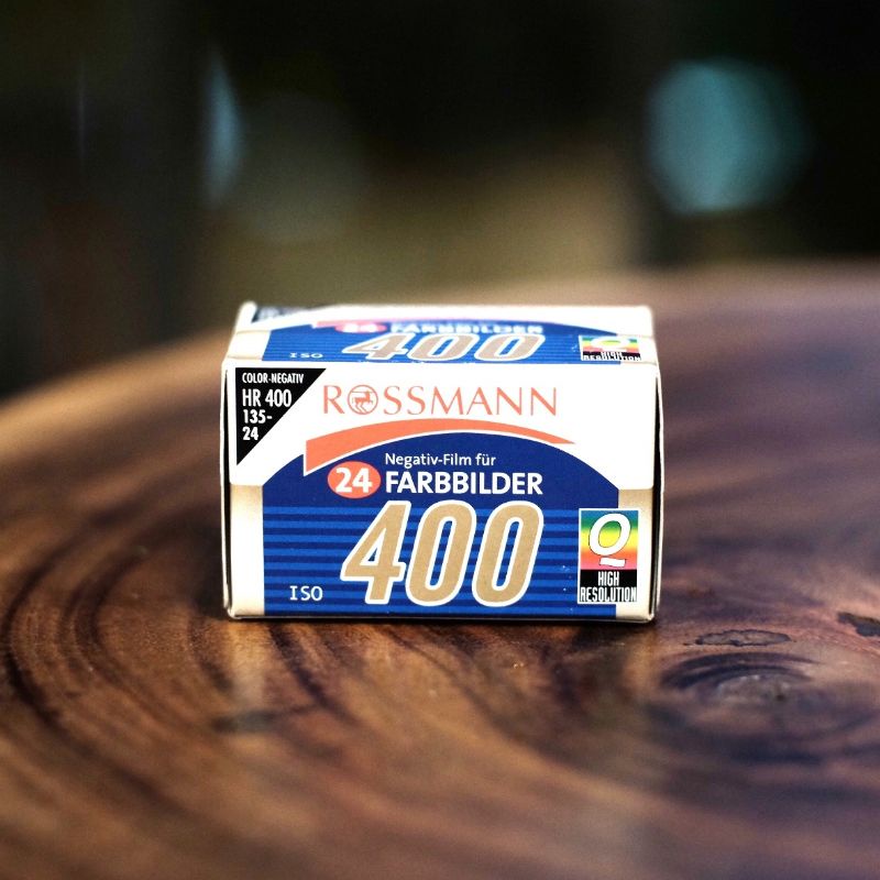 Film chụp ảnh Rossman 400 (outdate)