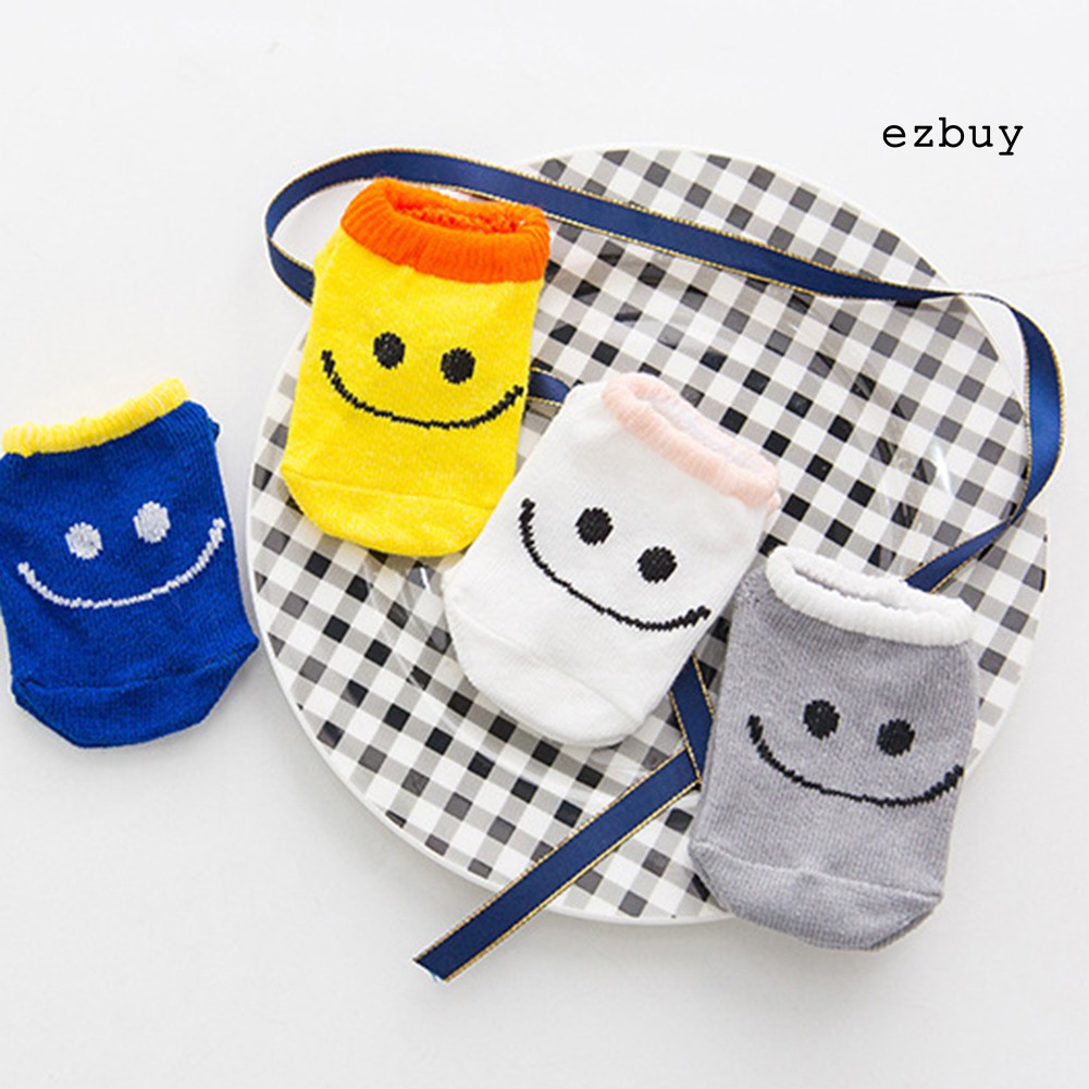 Tất Chống Trượt Thoáng Khí In Hình Mặt Cười Dễ Thương Cho Bé
