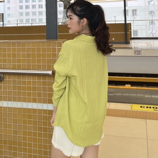 Áo Sơ mi nữ dài tay form rộng chất đũi nhăn kẻ sọc chất đẹp nhiều màu trơn HotHit. Áo sơ mi basic kẻ sọc cổ đức dáng rộn