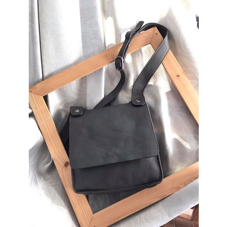 Túi đeo chéo da thật unisex