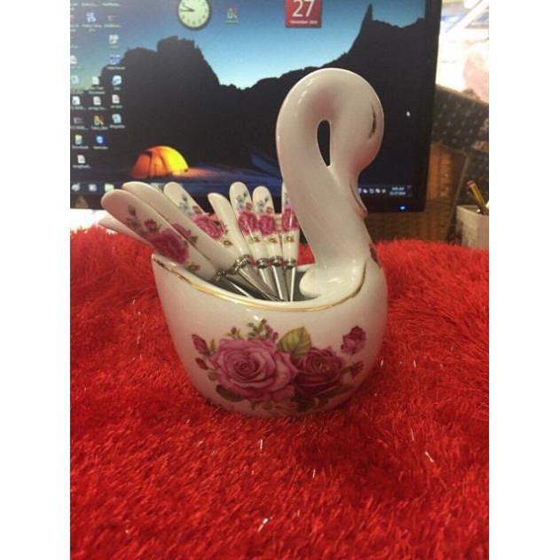 set Rỏ sứ + 10 thìa hoặc nĩa sứ