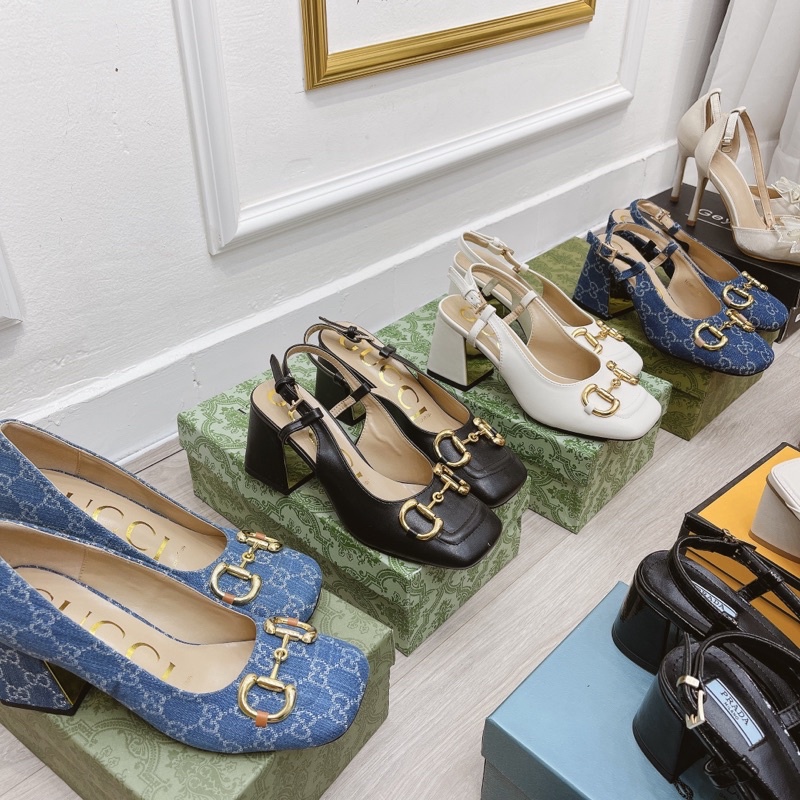 Sandal gót vuông, chất vải bò in hoạ tiết độc đáo, best seller mùa hè năm nay