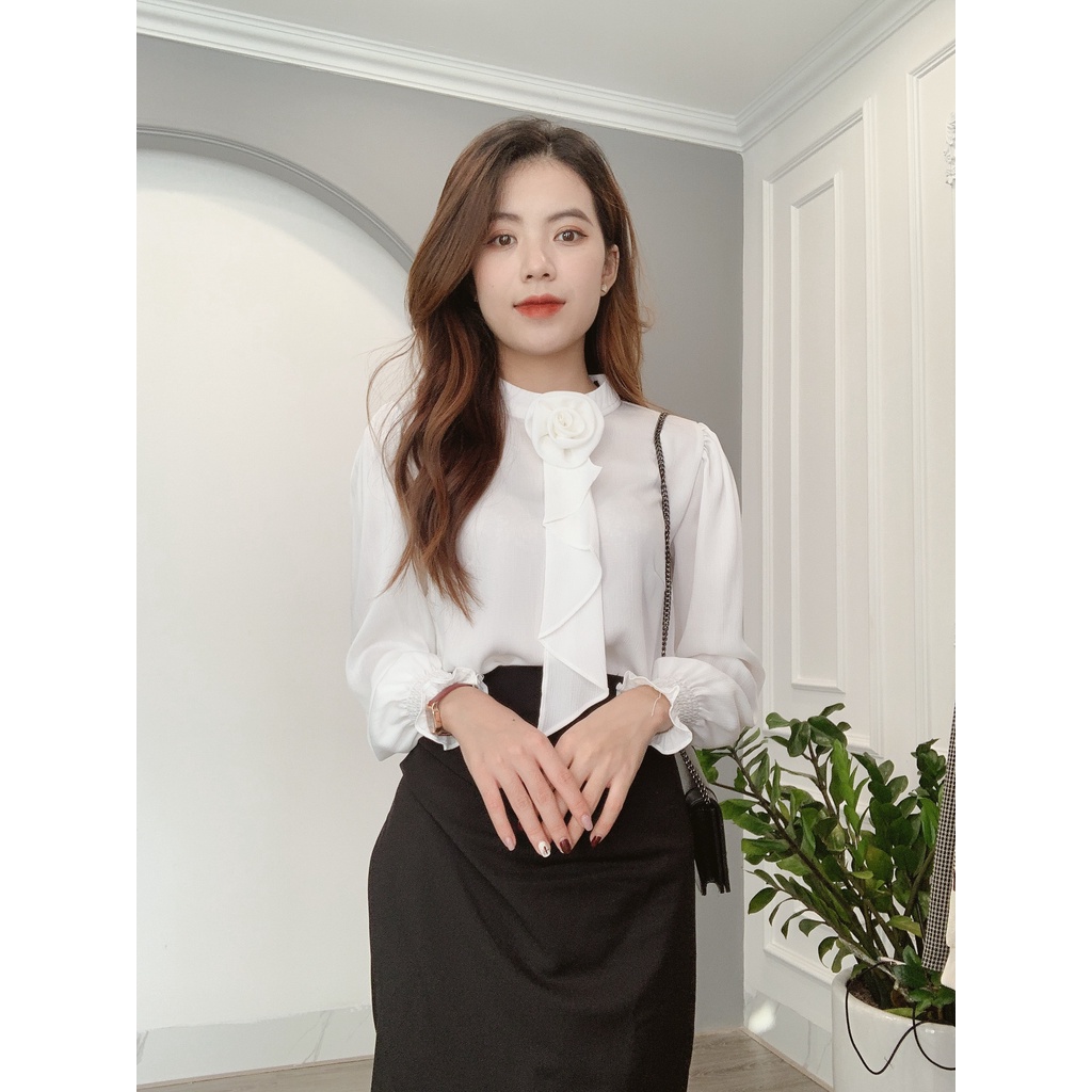 Áo Sơ Mi Lụa Tay Bo Kèm Tag Hoa Min House