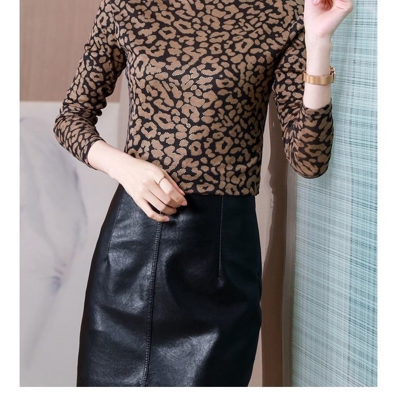 Áo thun tay dài họa tiết da báo thời trang thu đông cho phụ nữ trung niên