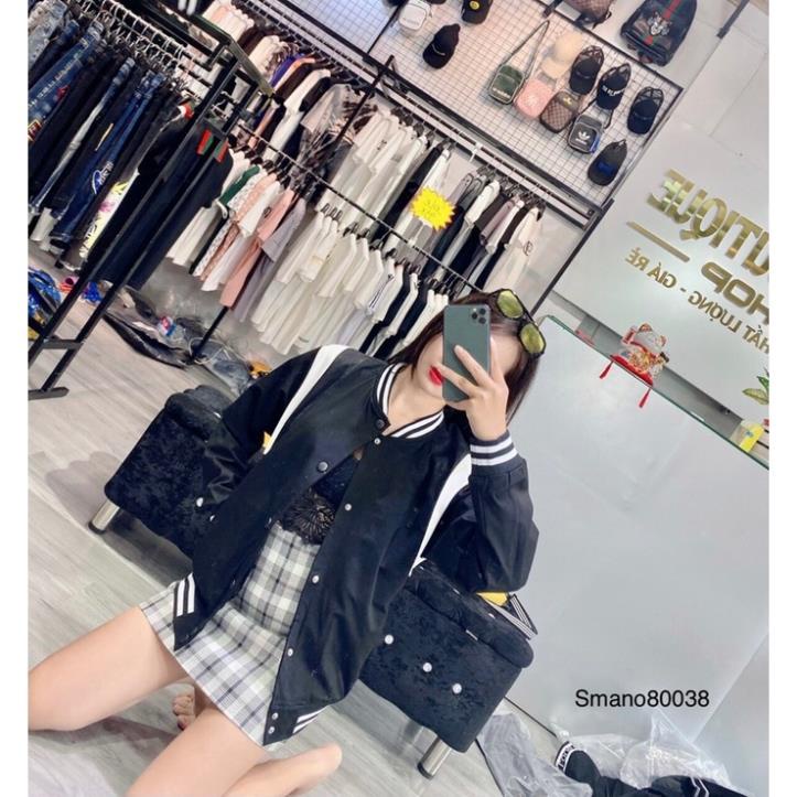 Áo Bomber Givenchy nam nữ, áo khoác Bomber GVC tay da viền trắng thêu chữ dọc lưng