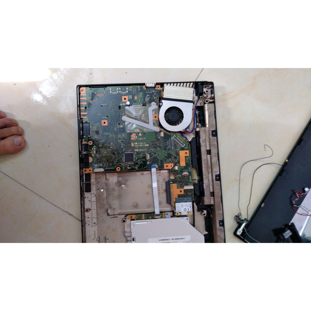 Xác Fujitsu lifebook A573 Bán Link Kiện Cho A574, A573