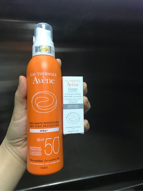 Xịt chống nắng Avene Spray spf50+ 200ml