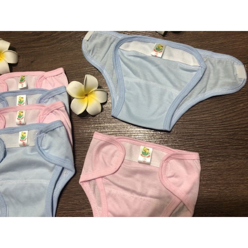 Quần đóng bỉm baby leo