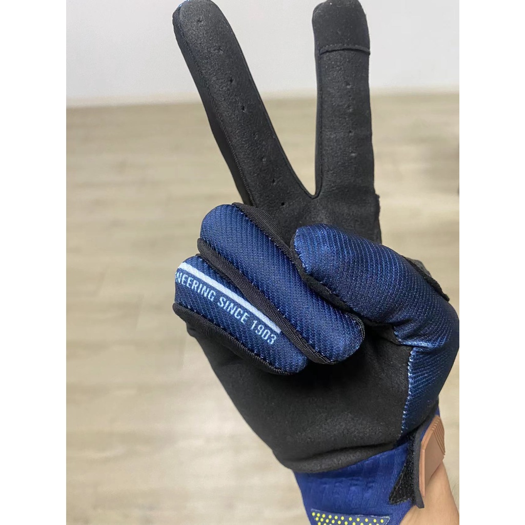 Găng Tay Chạy Xe Đạp Husqvarna Cao Cấp Có Thể Chạm Màn Hình Cảm Ứng Size S-XL