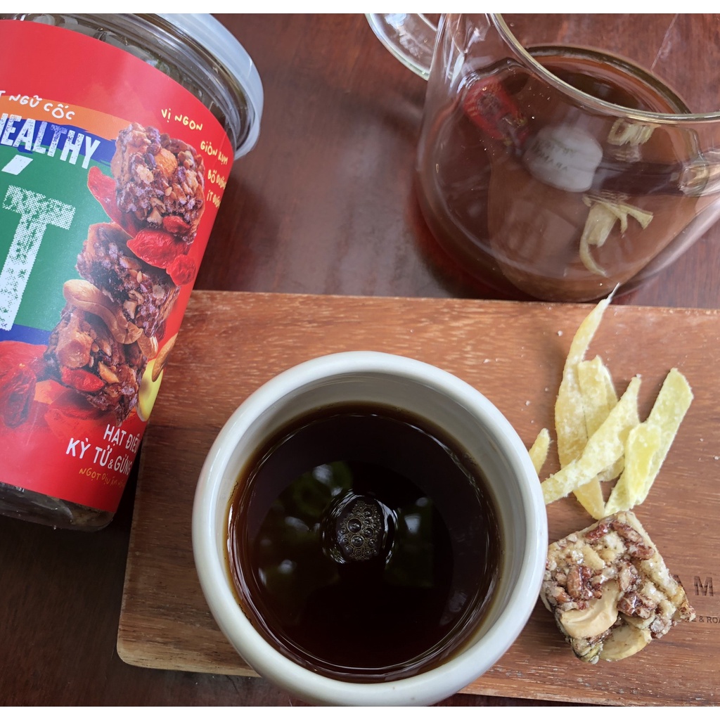 Hộp quà Tết 2022 bánh hạt ngũ cốc Happy Healthy Tết 3 vị 450 gram - Play Nutrition | BigBuy360 - bigbuy360.vn