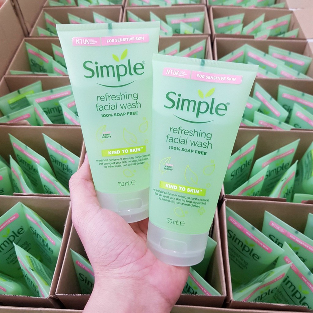 Combo 2 Sản Phẩm Giúp Da Sạch Sâu, Cấp Ẩm Và Nuôi Dưỡng Da Sáng Khỏe Simple Kind To Skin (SRM 150ml + Sữa dưỡng 125ml)