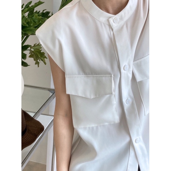 Áo sơ mi nữ sát nách có độn vai - A001