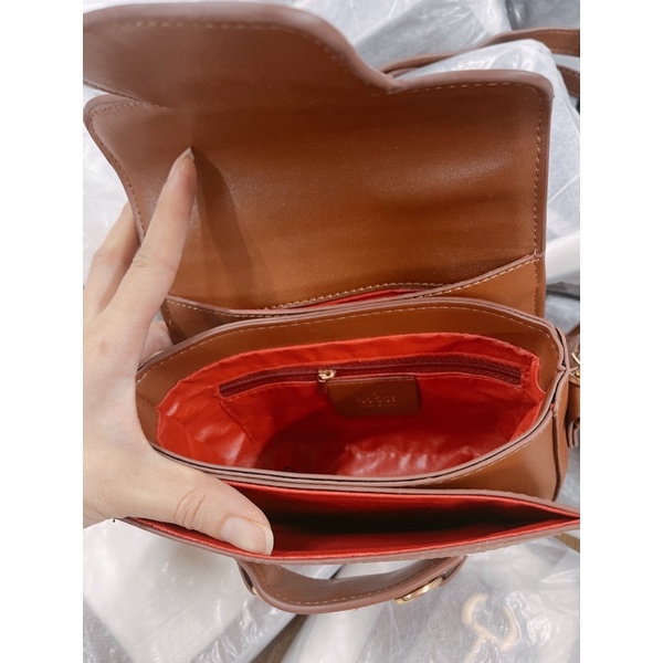 Túi hà hồ sz 18 , da rắn , dây điều chỉnh độ dài
