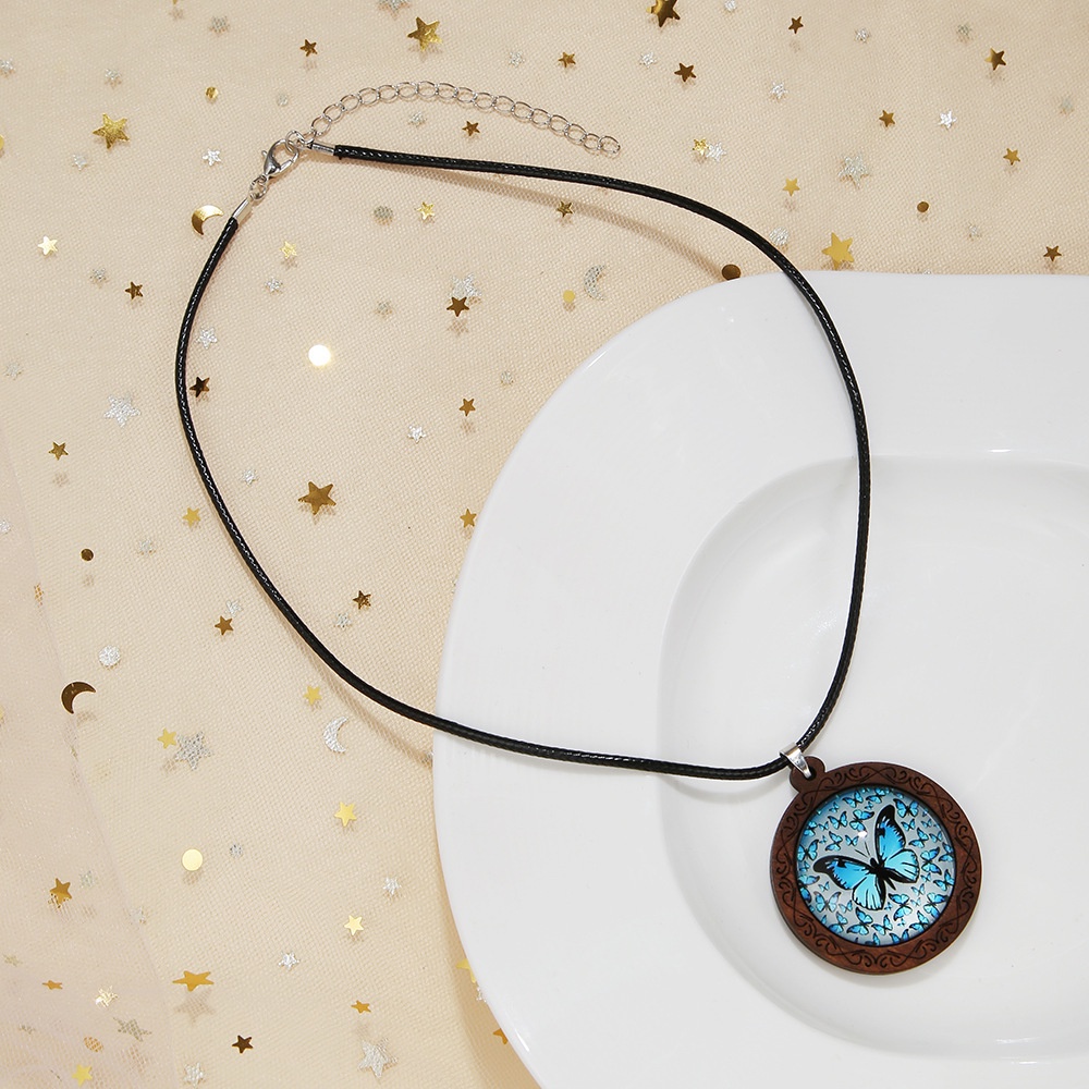 Vòng cổ RINHOO bằng gỗ mặt dây hình bướm thời trang xinh xắn