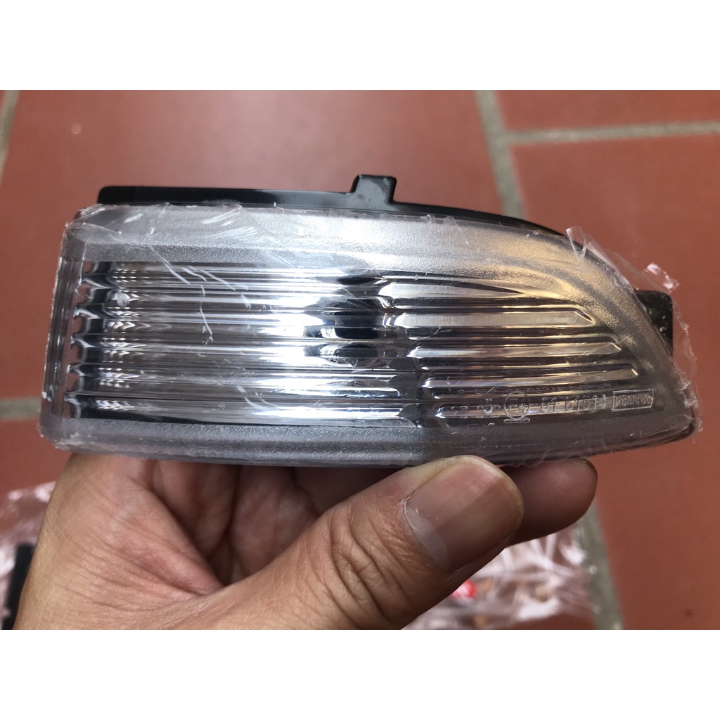 .Đèn xi nhan gương  chiếu hậu Ford Ranger 2012-2022 ; Everest 2016-2022; Mazda BT50 2012-2020