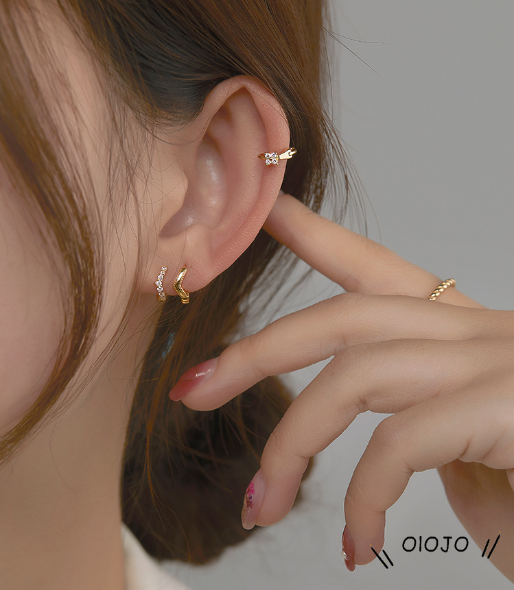 1 Đôi Khuyên Tai Tròn Mạ Vàng 14k Đính Đá Sang Trọng