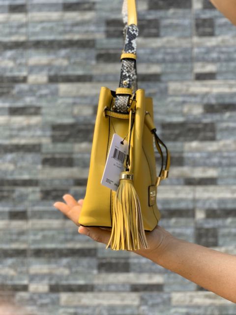 ⛔Túi xách nữ.Túi Guess