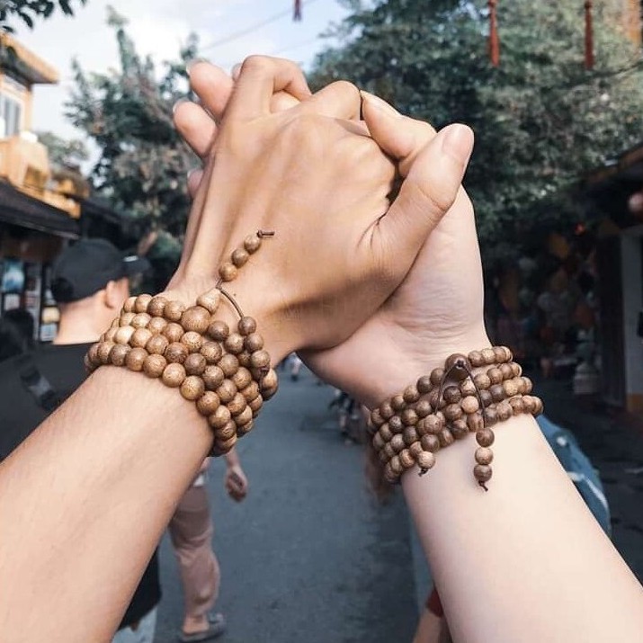 Vòng tay⚜️vòng tay gỗ hương tự nhiên⚜️chuỗi tràng 108 hạt cao cấp. | BigBuy360 - bigbuy360.vn