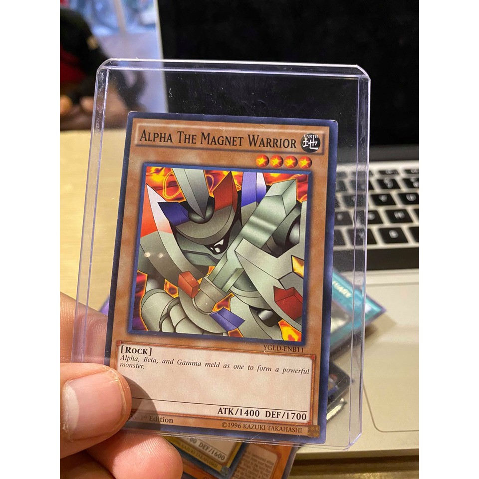 Lá bài thẻ bài Yugioh Alpha The Magnet Warrior - Tặng bọc bài nhựa bảo quản