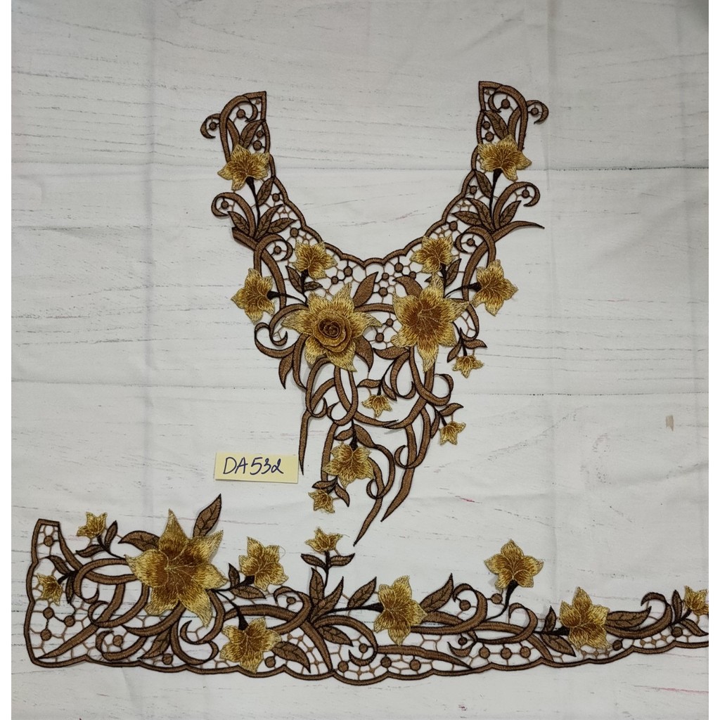bộ ren thêu cổ và lai mã DA532