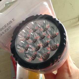 Đèn pin led cầm tay(Sạc điện)