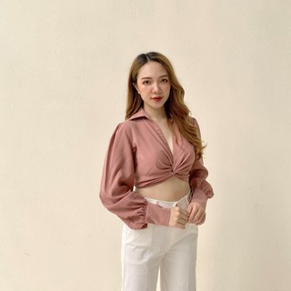 Áo sơ mi croptop xoắn eo
