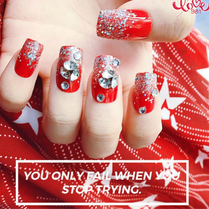 Set 24 Móng Tay Giả Đính Đá Lấp Lánh Cho Nữ