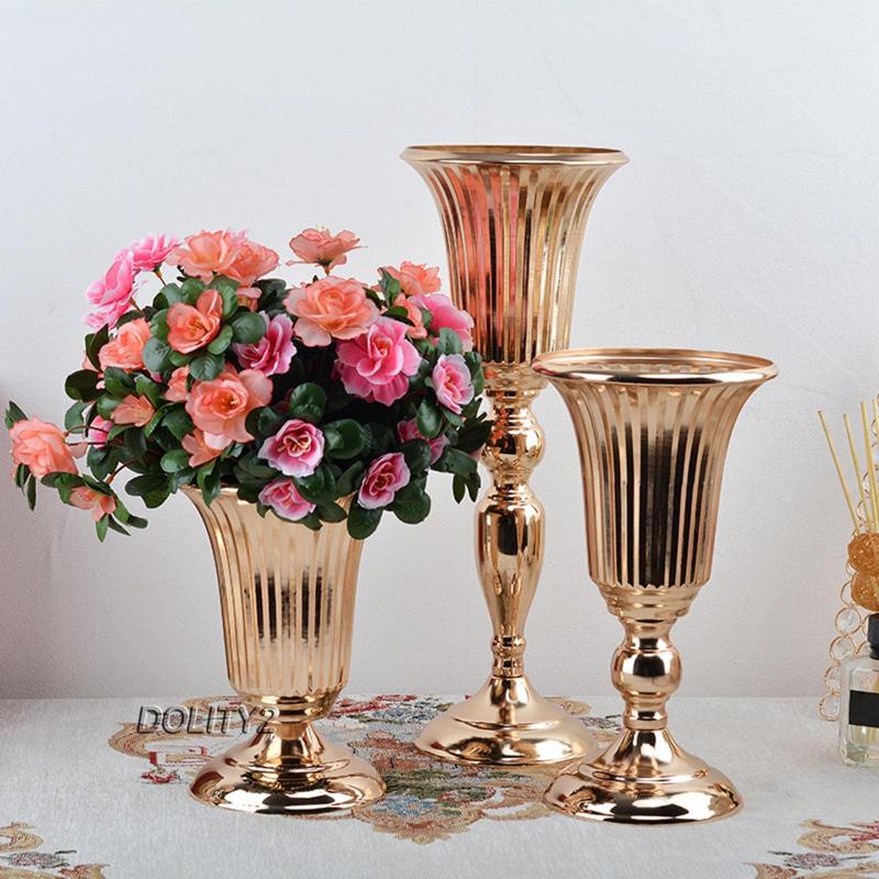 Set 2 Bình Hoa Bằng Sắt Mạ Vàng Dùng Trang Trí Bàn