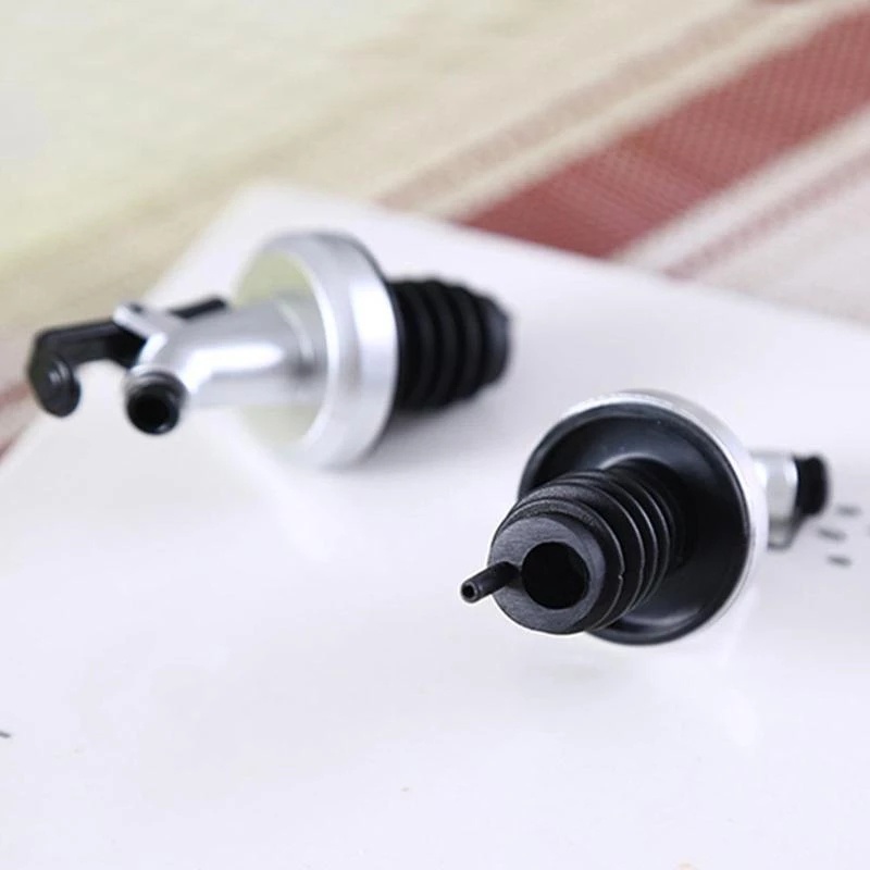 Chai rót dầu ăn/ giấm bằng nhựa ABS chống rò rỉ tiện dụng