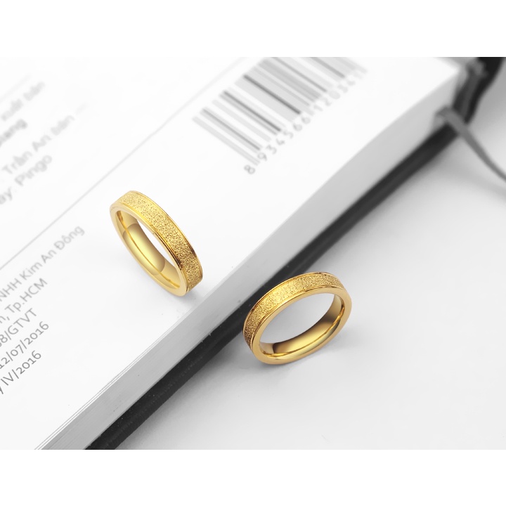 02 chiếc nhẫn cặp đôi tình nhân cao cấp phun cát mạ vàng lấp lánh - tặng hộp đựng xinh xắn