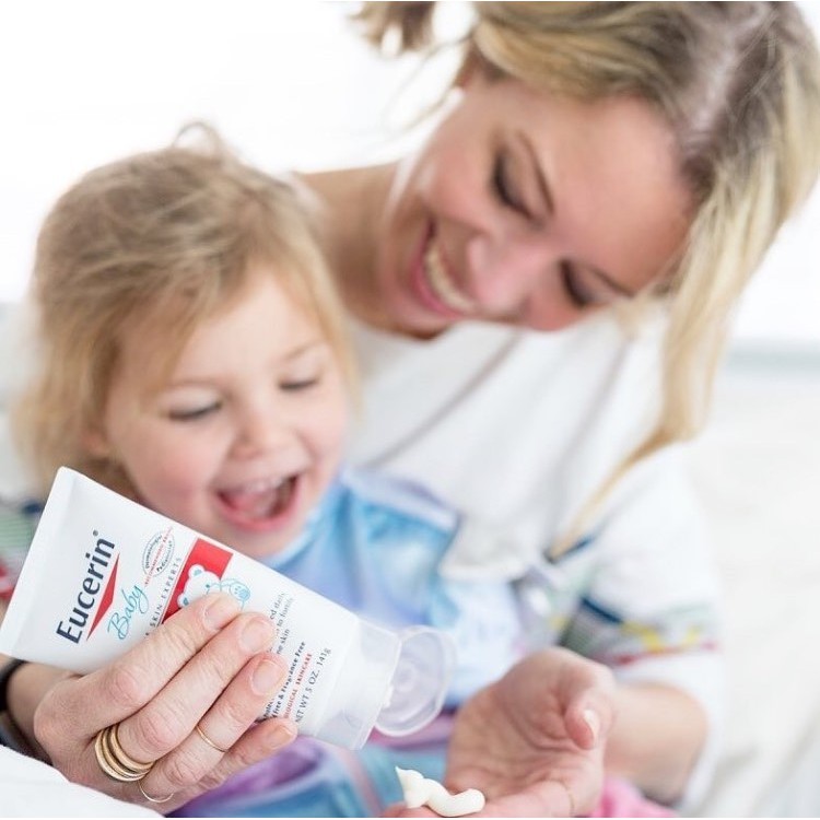 Kem dưỡng ẩm cho da bị chàm Eucerin