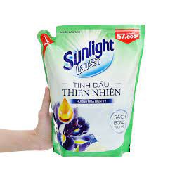 Nước lau sàn Sunlight Hương Hoa Diên Vỹ Túi 3.6kg