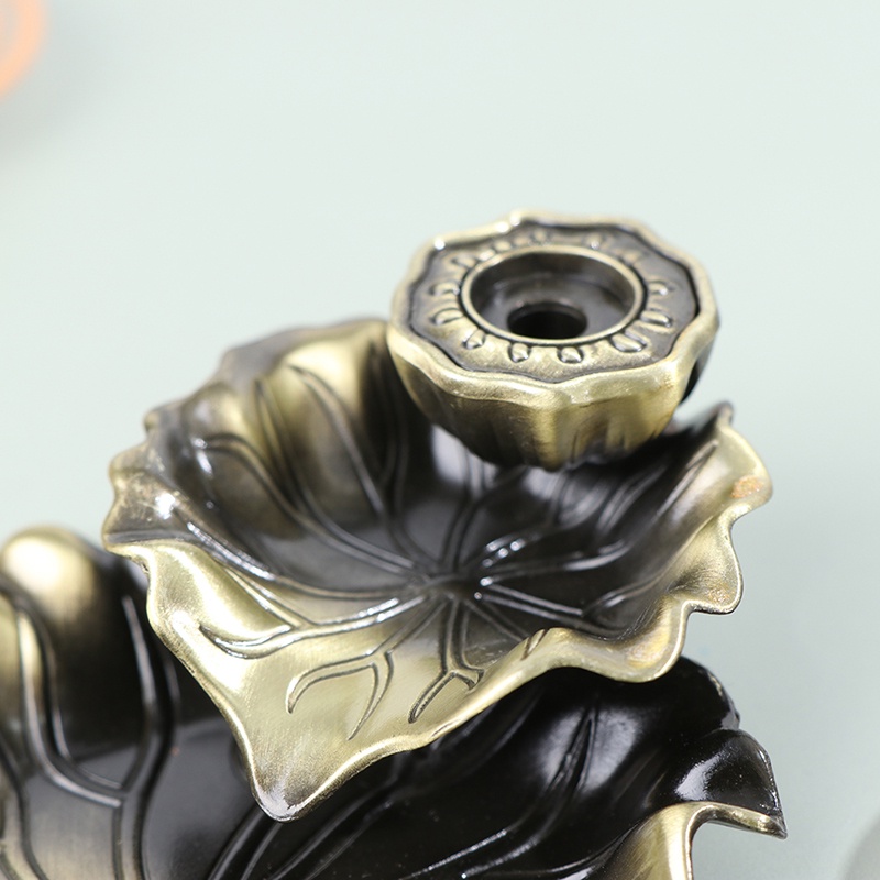 ### Đế Đốt Trầm Hương Hình Lá Sen Trang Trí Phòng Khách