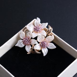 Ghim Cài Áo Hình Hoa Trà Đính Đá Hồng Phong Cách Hiện Đại Dành Cho Nữ Z071