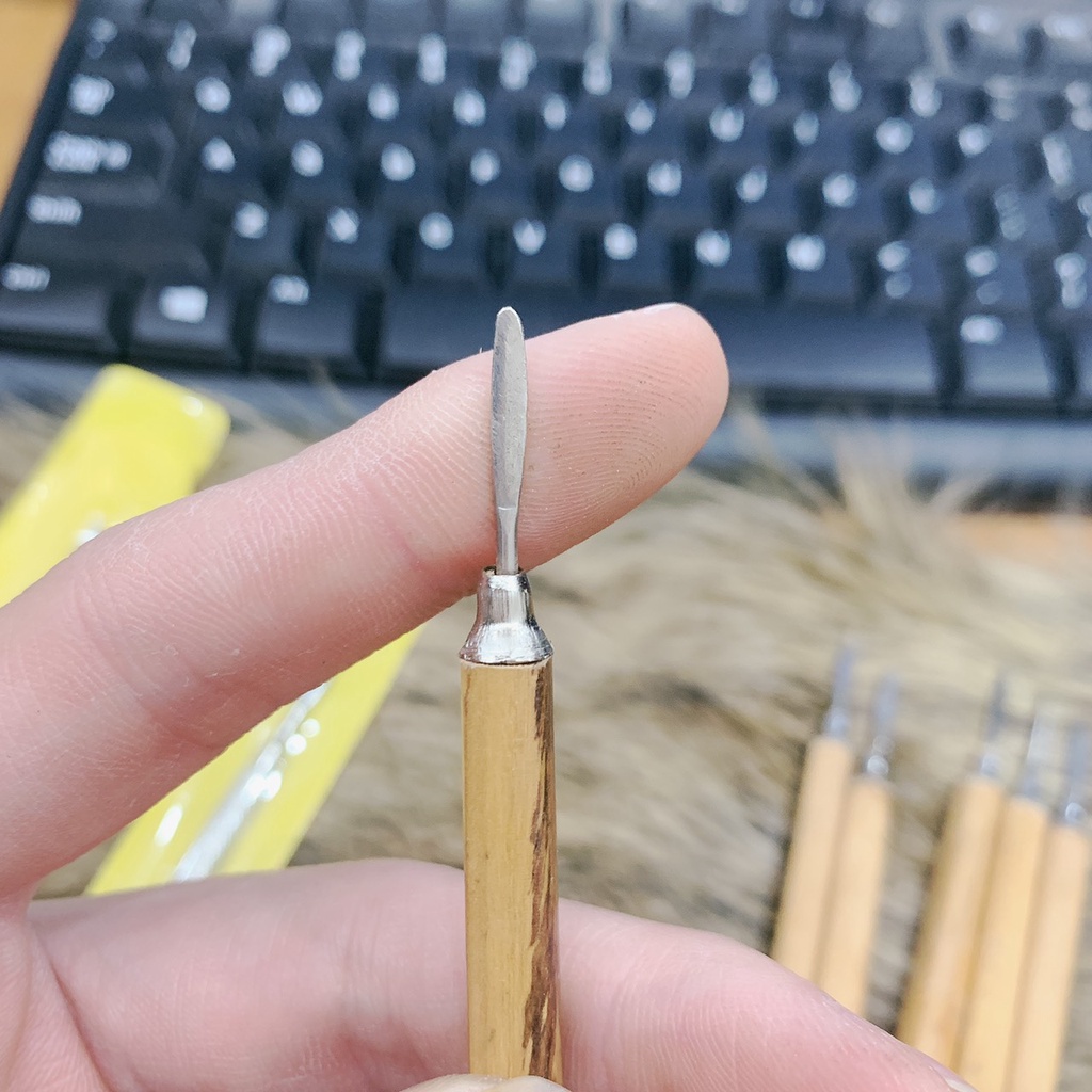 Cây Lấy Khóe Cán Gỗ Siêu Tốt Nhỏ Gọn