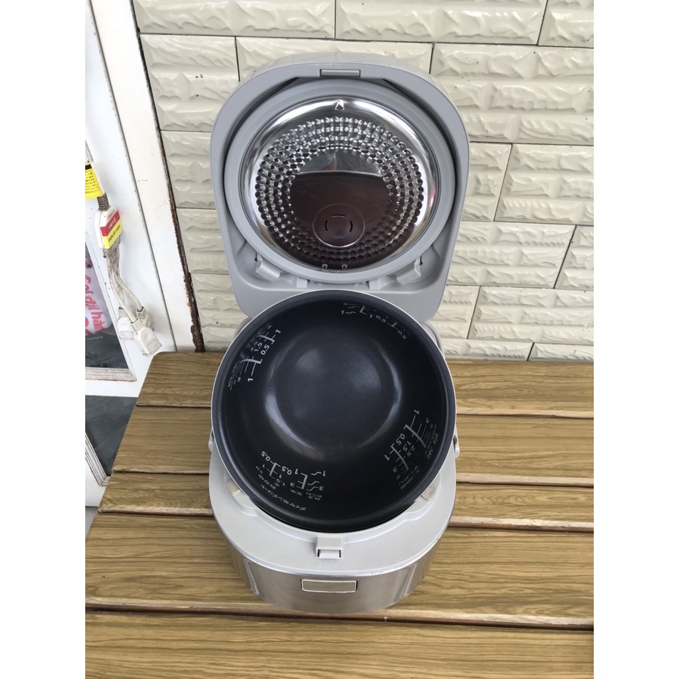 NỒI CƠM ĐIỆN CAO TẦN PANASONIC CÓ CHẾ ĐỘ NẤU CƠM CHÁY