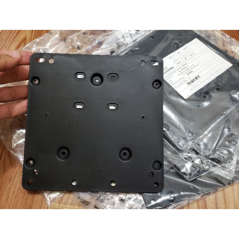 Lót biển số xe vespa, piaggio