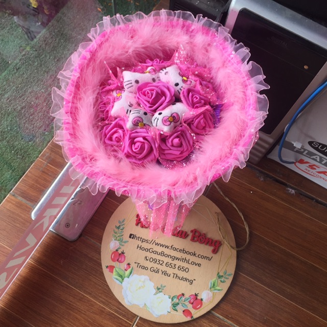 Bó Hoa gấu bông kítty 5 con kèm hoa