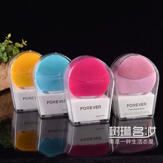 Máy rửa mặt Forever Luna