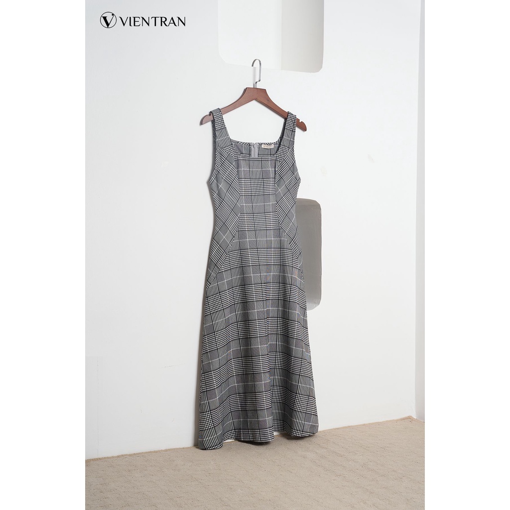 Đầm nữ dáng A cổ vuông bổ mảnh VIENNE TRAN V63R21T013