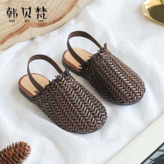 sandal sục rọ bé gái