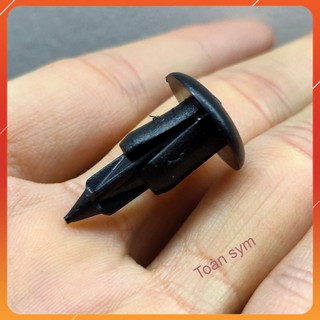 Ốc bấm dàn áo xe star x/sr (4 con)