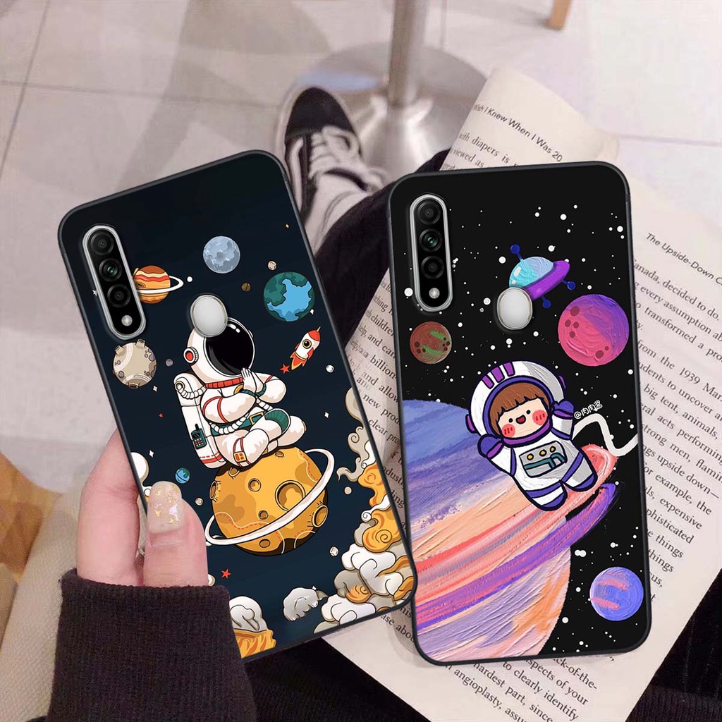 Ốp Oppo A31 in hình vũ trụ độc đáo, siêu KUL