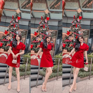 Váy đỏ dự tiệc nhung cổ v tay bồng sang chảnh