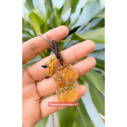 Móc khoá tỳ hưu may mắn thuỷ tinh