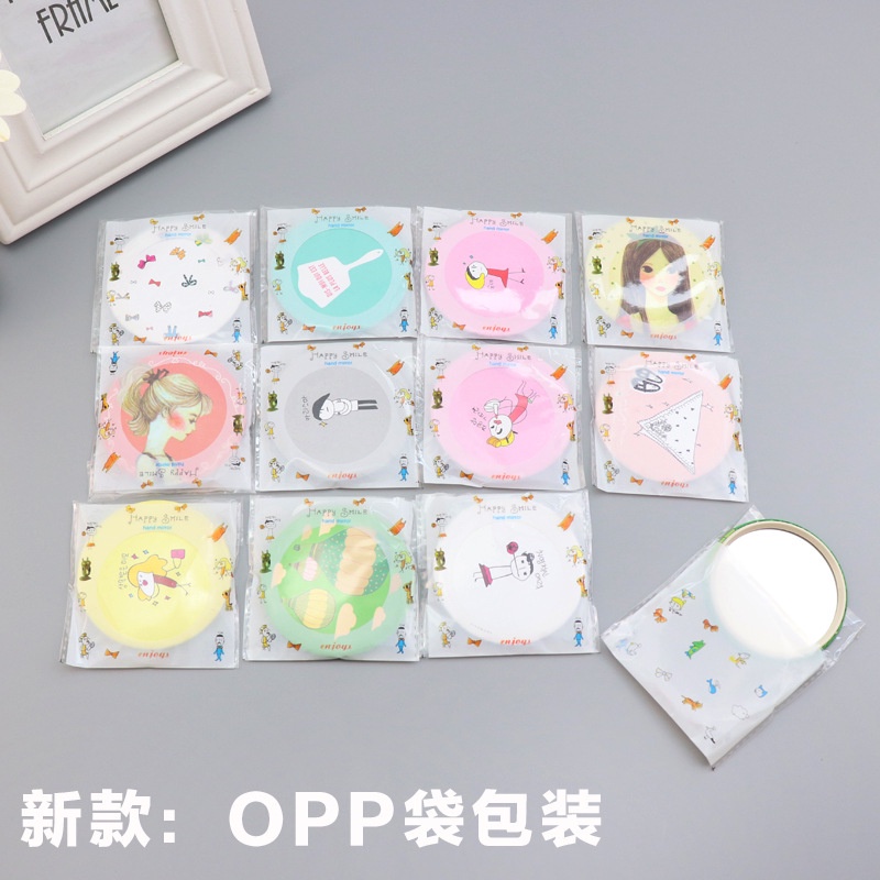 Gương tròn họa tiết hoạt hình dễ thương để trang điểm