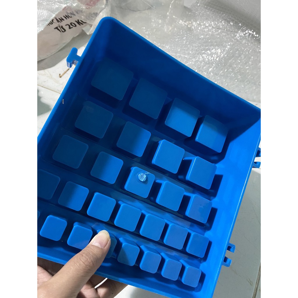 Khay đựng, đế đựng cán tiện lỗ vuông cơ khí